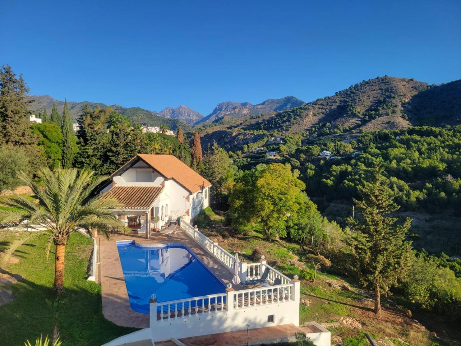 Villa Morera Garden Villa 5 Pers, 2 Bedrooms With Extra Rooms When Needed Frigiliana Esterno foto