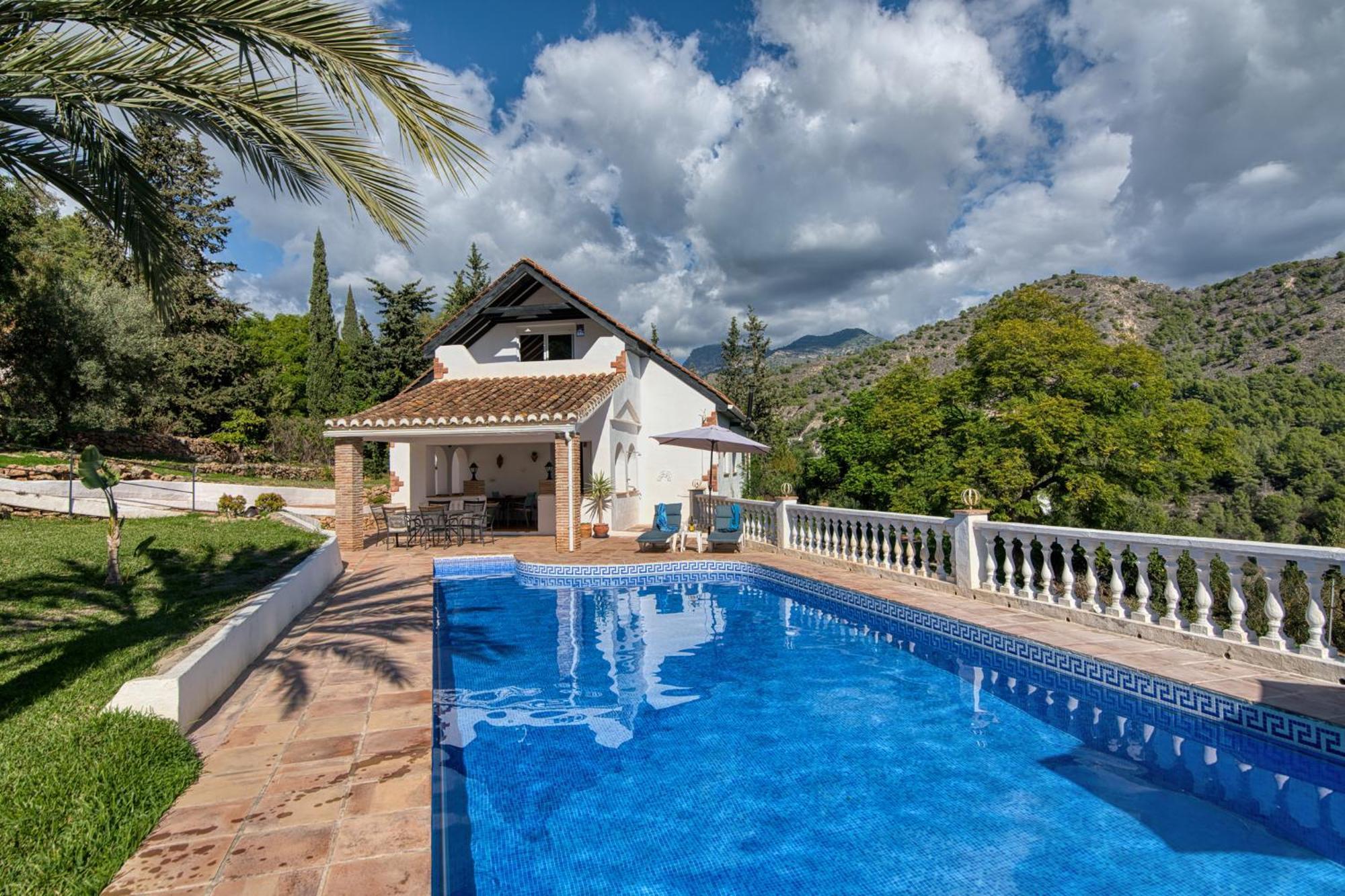 Villa Morera Garden Villa 5 Pers, 2 Bedrooms With Extra Rooms When Needed Frigiliana Esterno foto